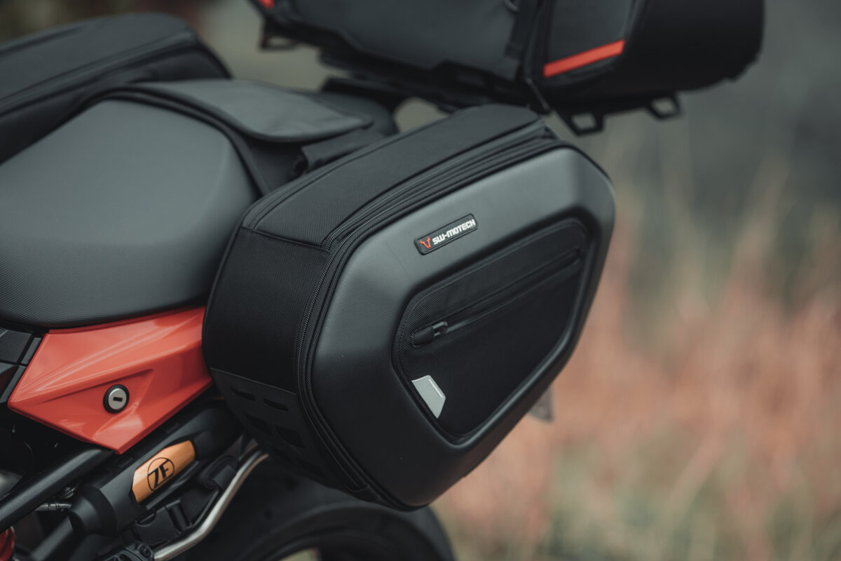Pro Blaze H sānu somu komplekts BMW R nineT (14-), Pure / GS (16-).
