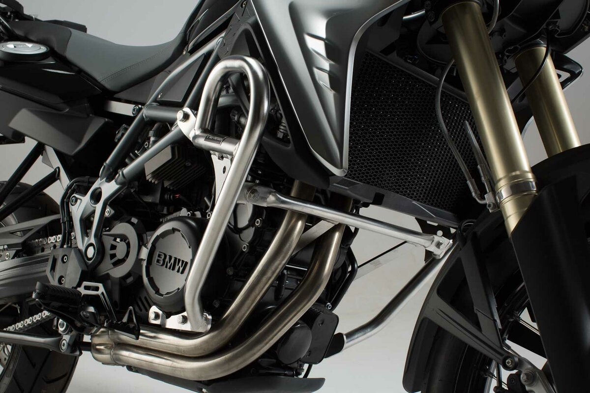 Nerūsējošā tērauda moto aizsargstieņi BMW F800GS (08-18). Nerūsējošā tērauda moto aizsargstieņi BMW F800GS (08-18).