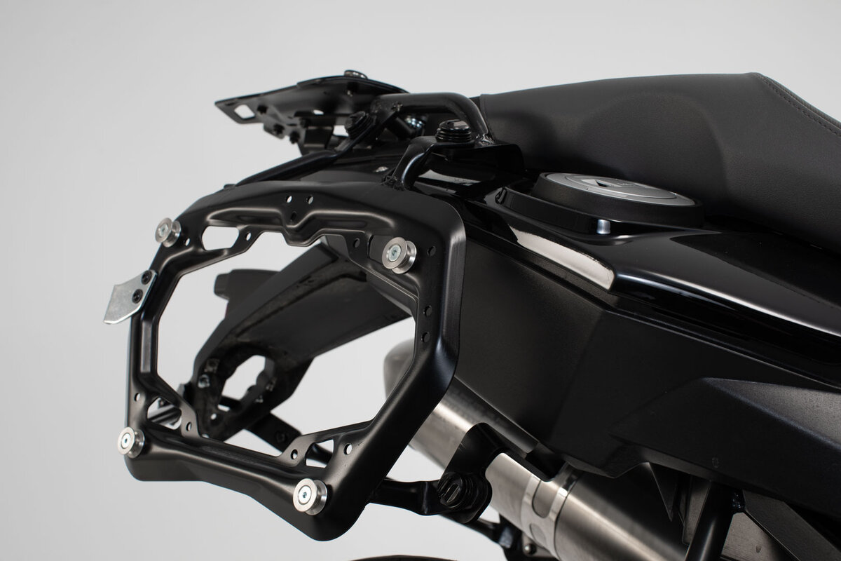 Боковой мотобагажник BMW F 800 / 700 / 650 GS (07-18).