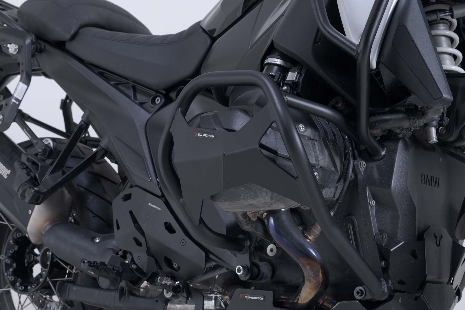 Jaunums! Aizsargstieņi / dzinēja sargs   - BMW R 1300 GS (23-26).