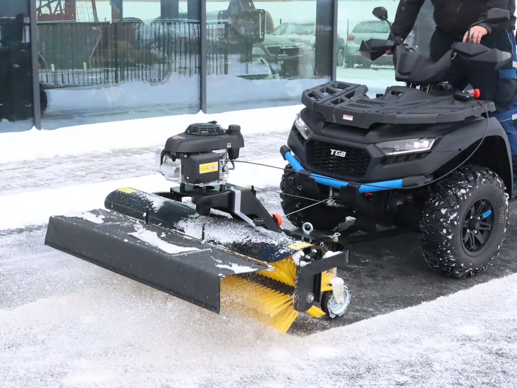 ATV sniega birste - 130 cm ATV sniega birste - 130 cm