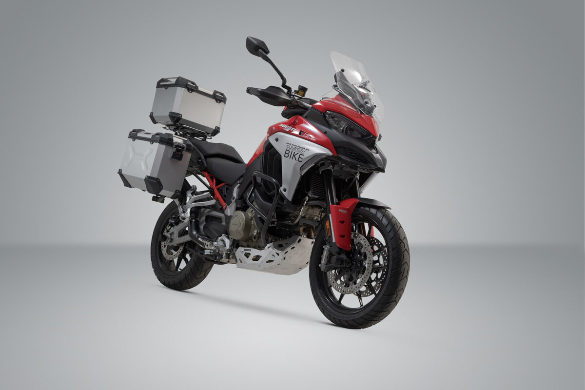 Adventure 3 kastu komplekts ar turētājiem Ducati Multistrada V4 (20-).